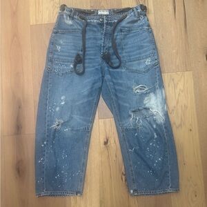 Free People We The Free Barrel Leg Jeans Size 31 Paint Splatter Distressed